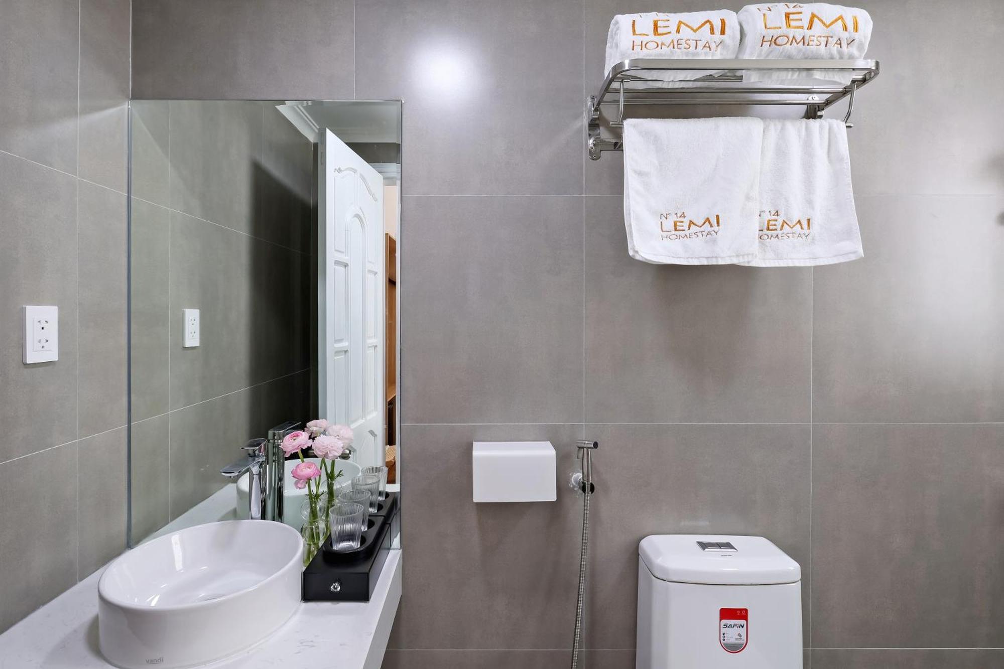 Lemi - Homestay In Hué Eksteriør billede